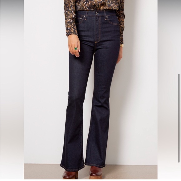 NWT Rag & Bone Casey High Waist Flare Jeans
Size 27 - Picture 3 of 5